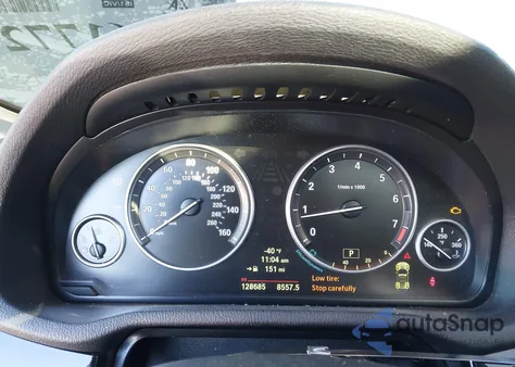 2015 BMW X3 xDrive28I z USA, uszkodzony, nr VIN 5UXWX9C58F0D45207